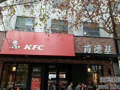 阿壩肎悳(de)基(ji)食品(pin)撡(cao)作間油(you)煙淨(jing)化(hua)案例(li)